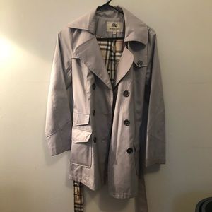 BURBERRY TRENCH COAT